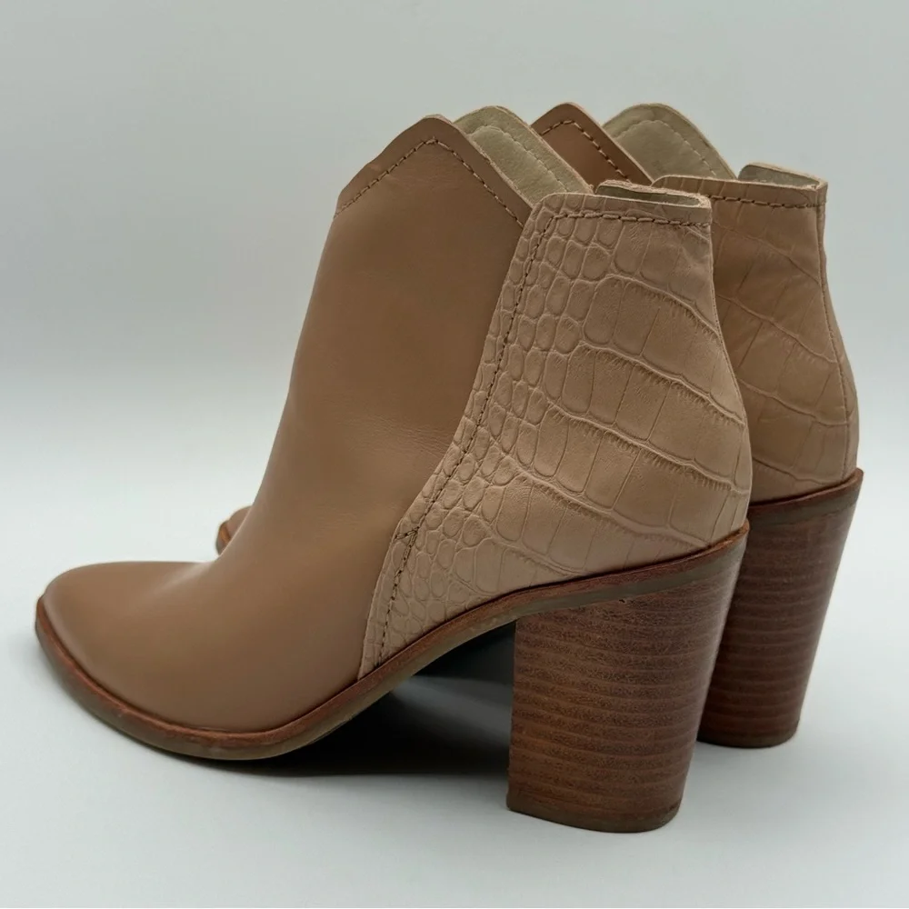 DOLCE VITA Rozane  Snakeskin-Embossed Leather Pointy Toes Slip On Booties SZ 6.5 - Picture 8 of 16